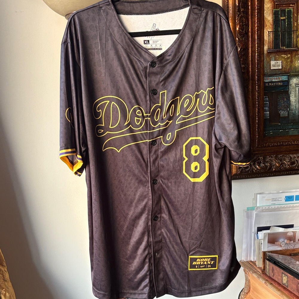 Kobe Bryant Limited edition jersey